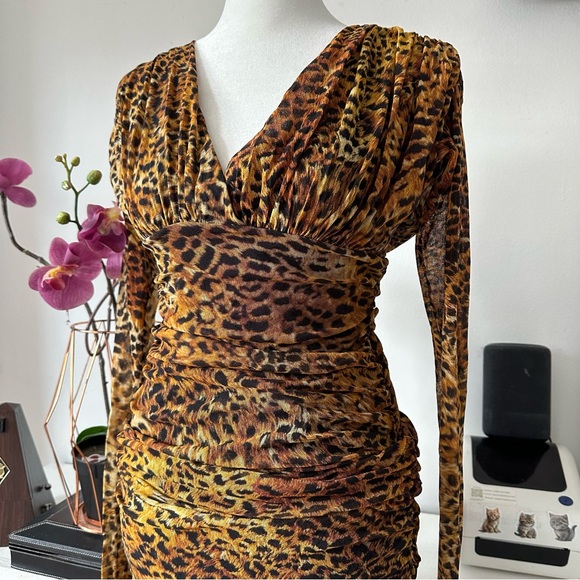 FUZZI Jean Paul Gaultier Dress Long Sleeve Ruched
Cheetah Print - Picture 6 of 11